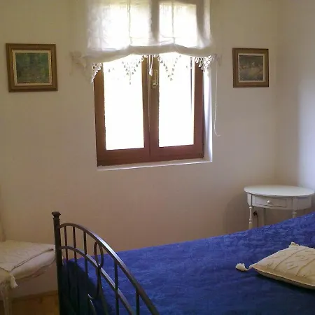 Apartment Tomic Premantura