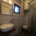 Apartment Tomic Premantura