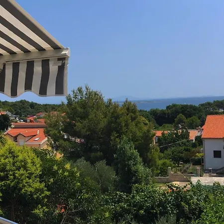 Tomic Apartman *
